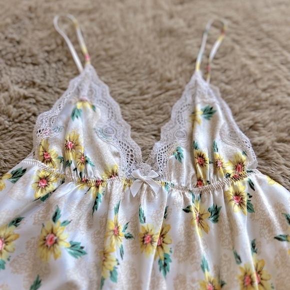 Vintage VS Nighty - Picture 7 of 9